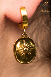 Star White Stone Stud Earrings