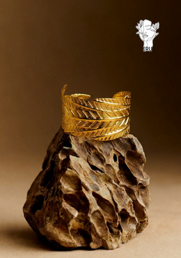 Engraved Leaf Bangle