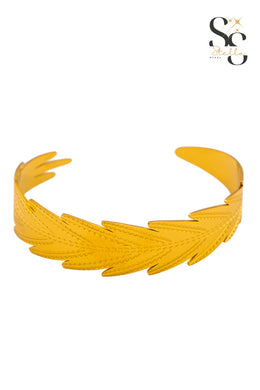 Engraved Feather Bangle