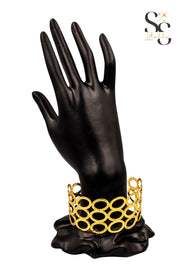 أسورة حلقات مفرغة 