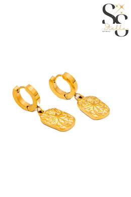 Framed Star Stud Earrings