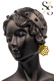 Hollow Flower White-Shell Earrings