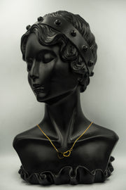 سلسلة قلبين مفرغين